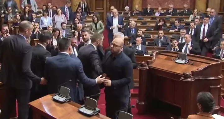 Međusobne uvrede vlasti i opozicije/Screenshot/