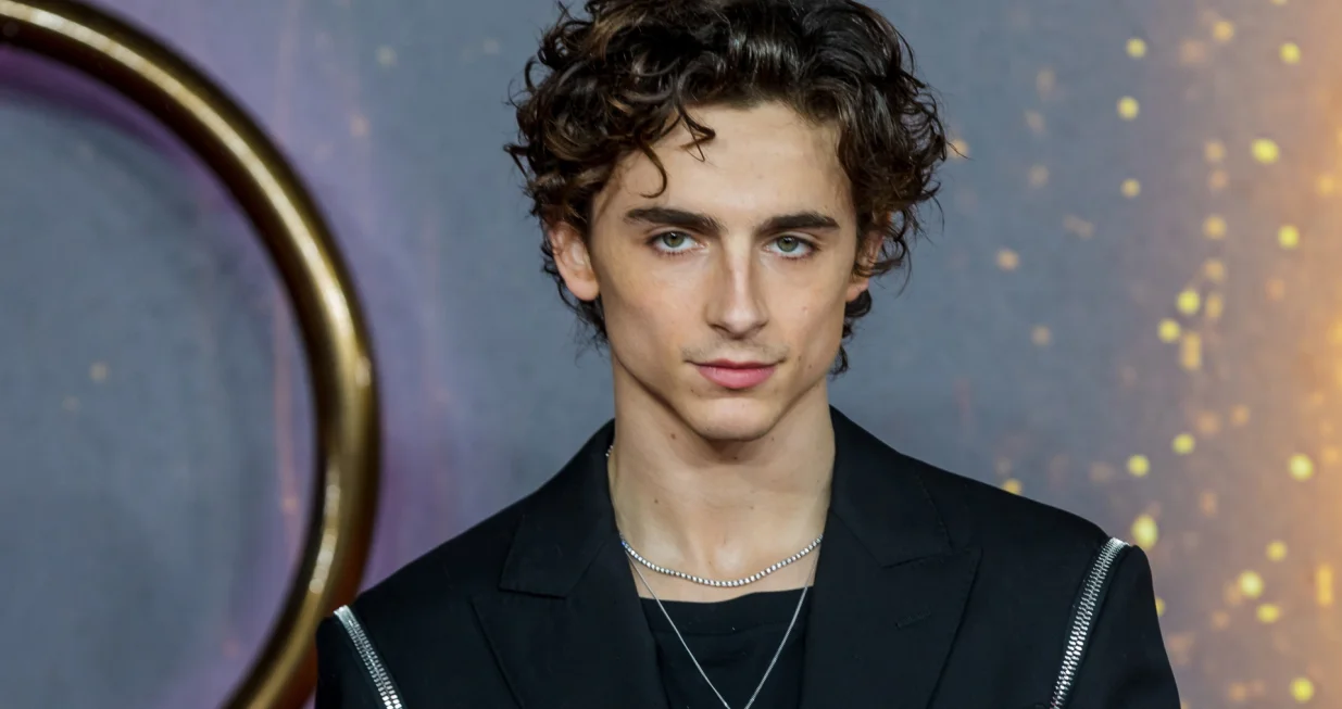 epa09530900 US actor Timothee Chalamet attends the UK special screening of the film 'Dune' at the Odeon Leicester Square in London, Britain, 18 October 2021. The movie opens across theaters on 22 October. EPA/VICKIE FLORES/Vickie Flores