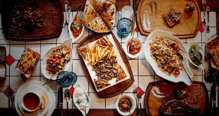 iftar, iftarska sofra, ramazan/Oslobođenje