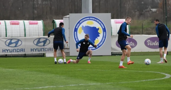 Mlada fudbalska reprezentacija BiH