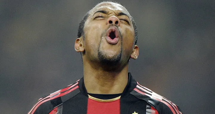 epa09696851 (FILE) - AC Milan Brazilian forward Robinho reacts during Italian Serie A soccer match between Milan and Lazio in Milan, Italy, 01 February 2011 (reissued 20 Januart 2022). Italy's Supreme Court confirmed on 19 January 2022 Robinho's nine-year prison sentence for sexually assaulting a woman. The assault took place in 2013 when Robinho was playing for AC Milan. Robinho was convicted of rape in 2017 and received a nine-year prison sentence. With the ruling of the Supreme Court the appeals process has finished. Robinho is living in Brazil and it is currently unclear whether he will serve his sentence at all as the Brazilian constitution bans the extradition of its citizens. EPA/DANIEL DAL ZENNARO *** Local Caption *** 02560342