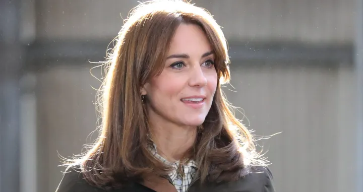 epa08269650 The Duchess of Cambridge during a visit to the Teagasc Animal & Grassland Research Centre at Grange, in County Meath, Ireland, 04 March 2020. The Garden is dedicated to those who gave their lives for Irish independence. The Duke and Duchess of Cambridge are on a three-day visit to Ireland. EPA/AARON CHOWN/POOL/Aaron Chown/Pool
