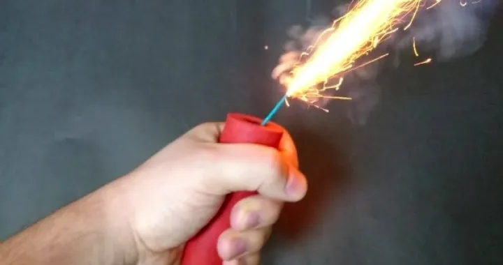 Petarda u rukama dječaka eksplodirala naknadno/