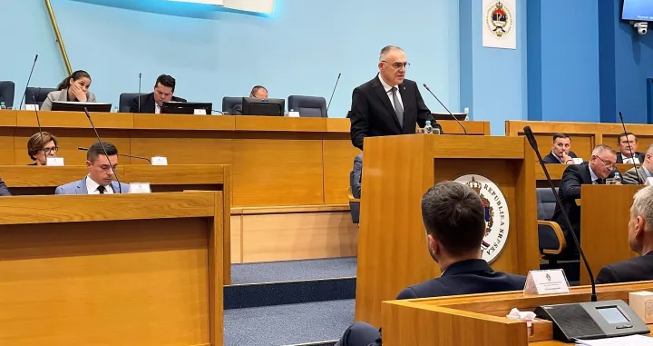 Posebna sjednica Narodne skup&scaron;tine Republike Srpske nakon odluke visokog predstavnika Christiana Schmidta, Milan Miličević, predsjednik SDS-a/
