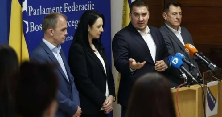 Ako se ne prihvati amandman, Zahiragić najavlje novi Ustav FBiH/Fena/