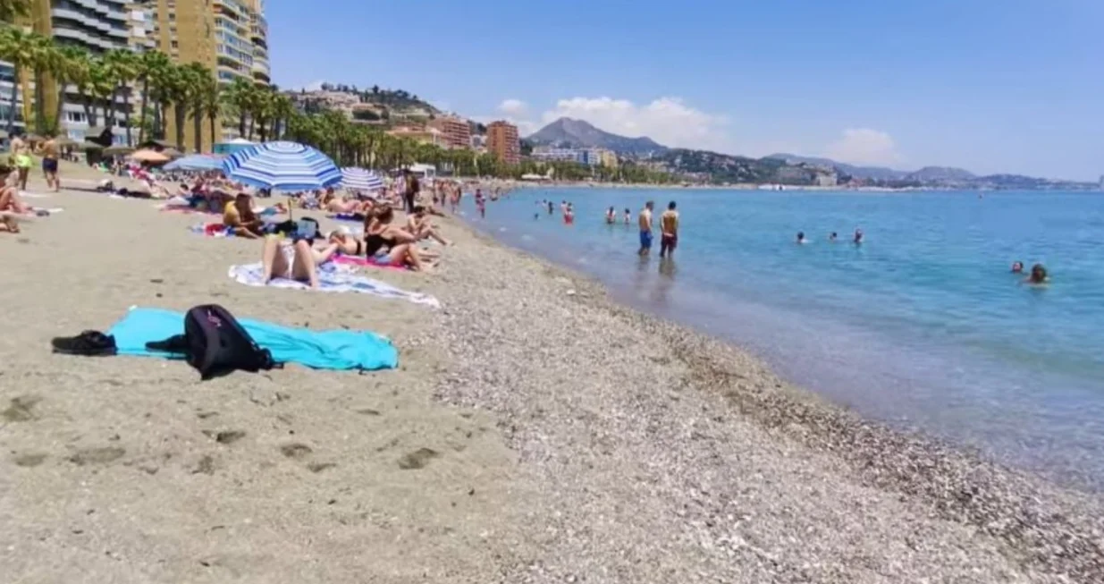 Decembar je, a plaže su pune. Ne, ovo nije Bali, ovo je Mediteran/Youtube/@lifeinspain