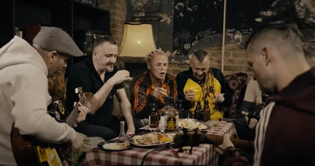 Novi spot kao najava novog albuma/Screenshot/