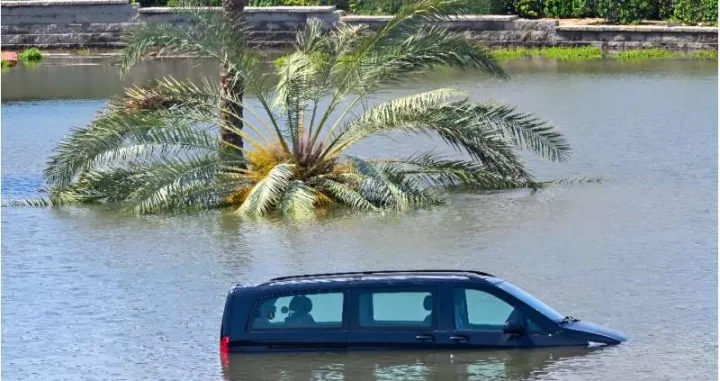 Poplave u Dubajiu/
