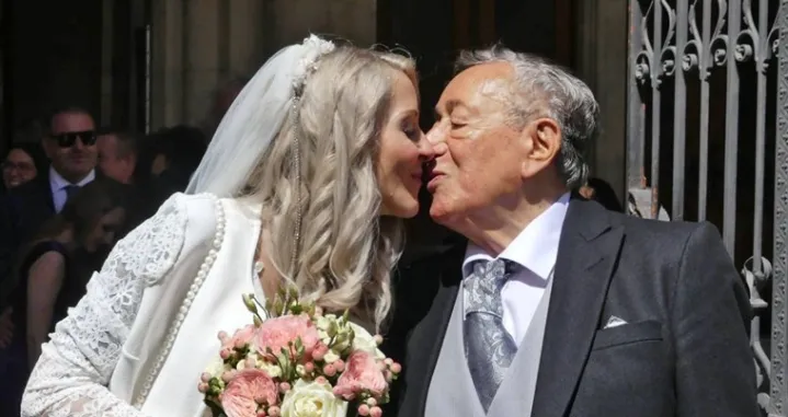 Austrijski multimilijarder Richard Lugner (91) po šesti puta uplovio u bračnu luku/