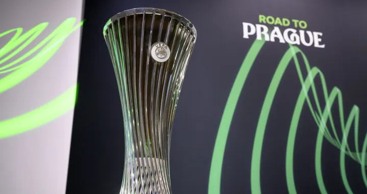 epa10292265 The Europa Conference League trophy is pictured during the UEFA Europa Conference League 2022/23 knockout round playoff draw at the UEFA Headquarters in Nyon, Switzerland, 07 November 2022. EPA/LAURENT GILLIERON