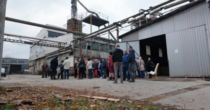 Nova Borja, radnici/