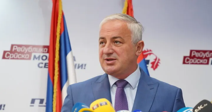 Borenović press.jpg/Dejan Rakita