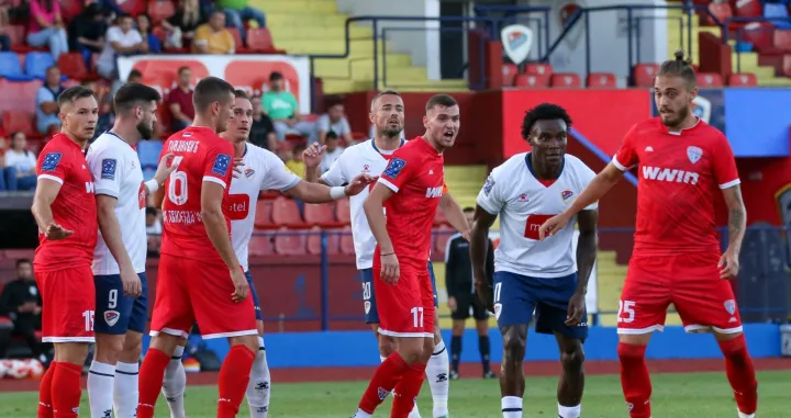 Borac - Zvijezda 09Mladen JutrićMilan MakarićSaša TomanovićMaks Juraj ČelićZoran KvržićFilip RačićJose Cortes Petar Karaklajić