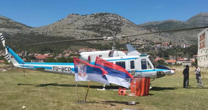 Helikopter Ministarstva unutrašnjih poslova Srbije za gašenje požara, Trebinje, BiH, 18. jun 2024./Srna