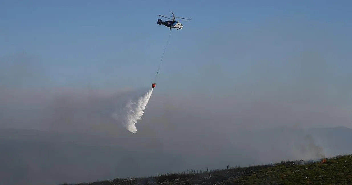 helikopter za gašenje požara/