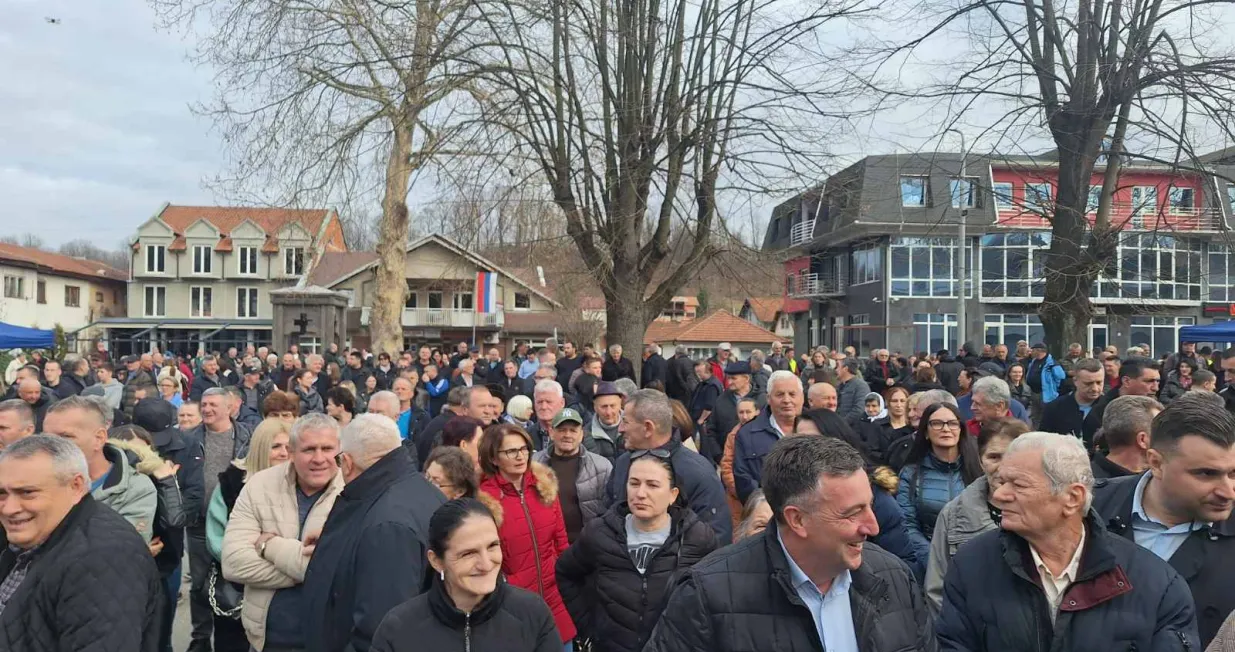 Lopare protesti, litijum, Rade Savić/