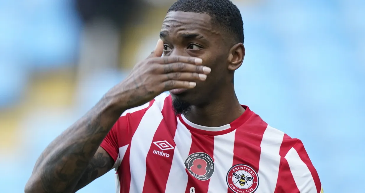 epa10301733 Ivan Toney of Brentford reacts after the English Premier League soccer match between Manchester City and Brentford FC in Manchester, Britain, 12 November 2022. EPA/Tim Keeton EDITORIAL USE ONLY. No use with unauthorized audio, video, data, fixture lists, club/league logos or 'live' services. Online in-match use limited to 120 images, no video emulation. No use in betting, games or single club/league/player publications