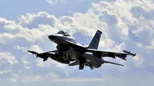 U.S. Air Force, a F-16 Fighting Falcon /TANJUG/Staff Sgt. Heather Ley