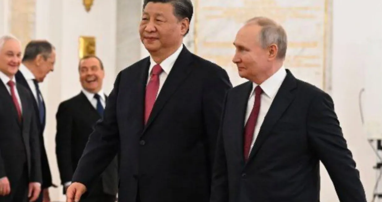 Vladimir Putin i Xi Jinping/Twitter/