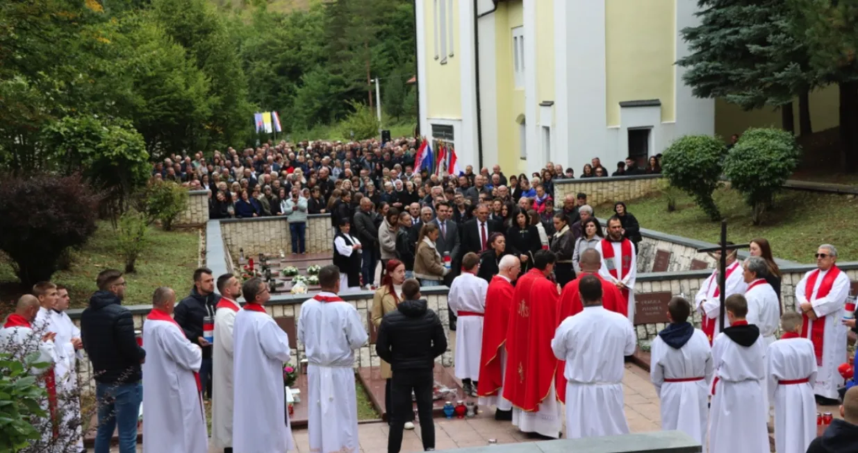 Godišnjica zločina Uzdol,/Rama-Prozor.info/