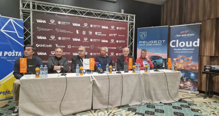 Vahid Halilhodžić i društvo