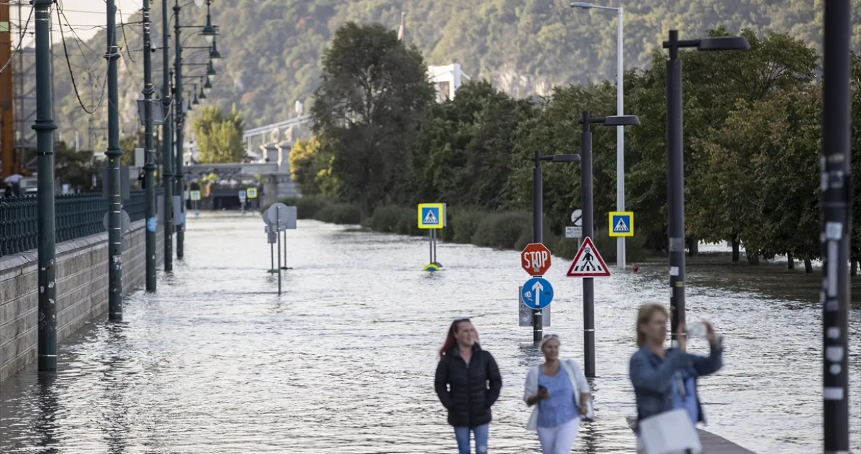 Poplave u Mađarskoj/Anadolija/