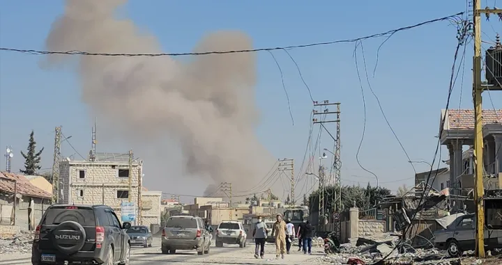 Izraelska vojska izvela je više zračnih napada na nekoliko područja u Libanu. Izraelski ratni avioni žestoko su bombardovali libanski grad Baalbek/Anadolija