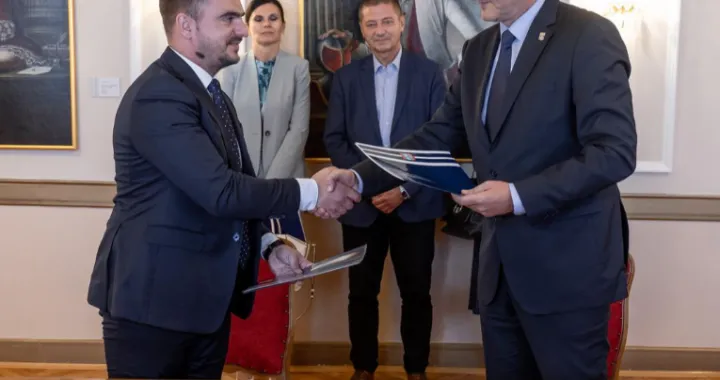 VRŠITELJ dužnosti osječko-baranjskog župana Mato Lukić i potpredsjednik Republike Srpske iz reda hrvatskog naroda Davor Pranjić/