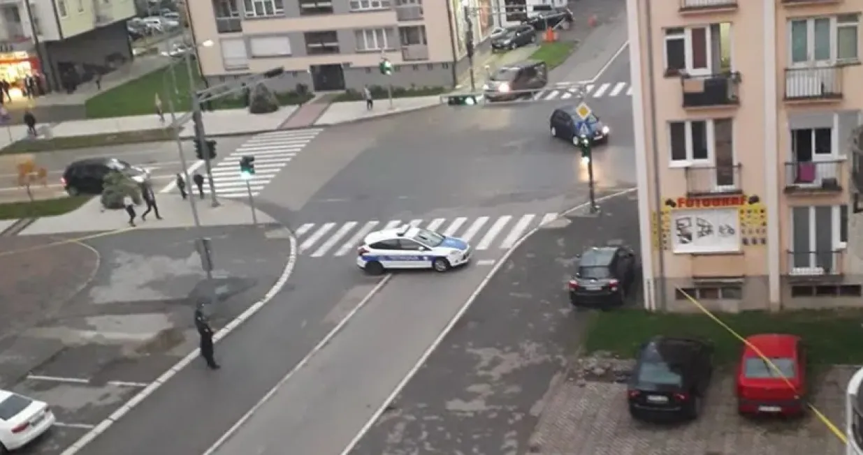 Policija je u Doboju, nakon pucnjave, blokirala čitav kvart/ATV/