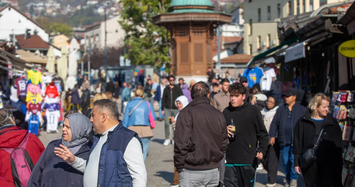 Sarajevo, šetnja, Baščaršija, lijepo vrijeme, novembar, sunčano vrijeme u novembru/Damir Deljo/Damir Deljo