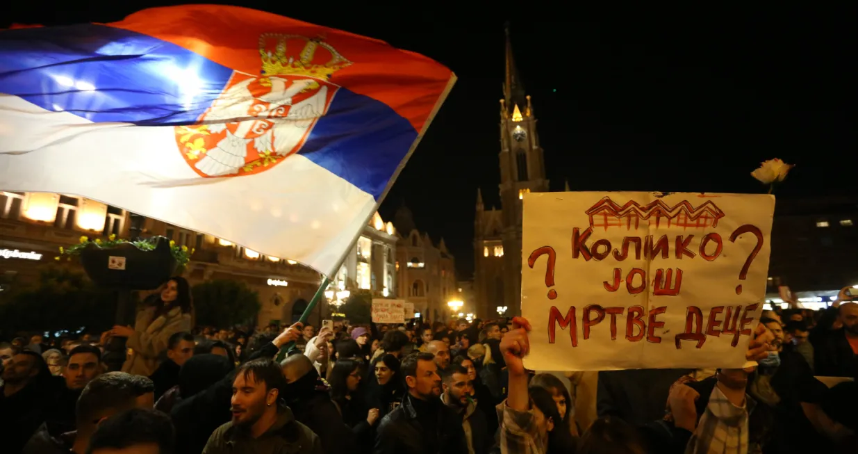 05, November, 2024, Novi Sad - The citizens' protest in Novi Sad started at the scene of the tragedy at the Railway Station, and then the gathered people moved to the City Hall.Photo: F.S./ATAImages05, novembar, 2024, Novi Sad - Gradjanski protest u Novom Sadu je poceo na mestu tragedije na Zeleznickoj stanici, a potom su okupljeni krenuli na Gradskoj kuci. Photo: F.S./ATAImages Photo: F.S./ATAImages/PIXSELL/F.s./ataimages/pixsell