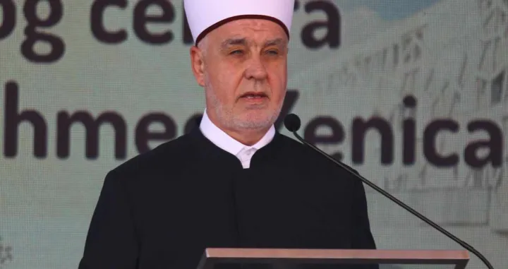 Husein ef. Kavazović, Otvoren je Islamski centar Sultan Ahmed u Zenici/Muhamed Tunović