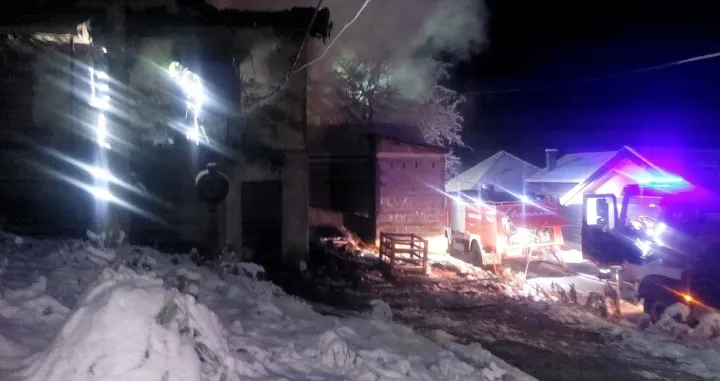 Izgorjela kuća i pilići/Travnički.info/