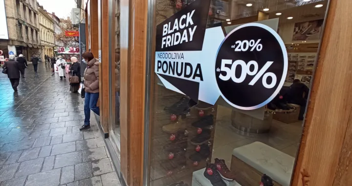 Black friday crni petak sniženja/Senad Gubelić