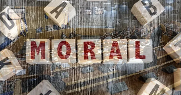 Incijative da se političari odvoje od ostalih državnih službenika/S M