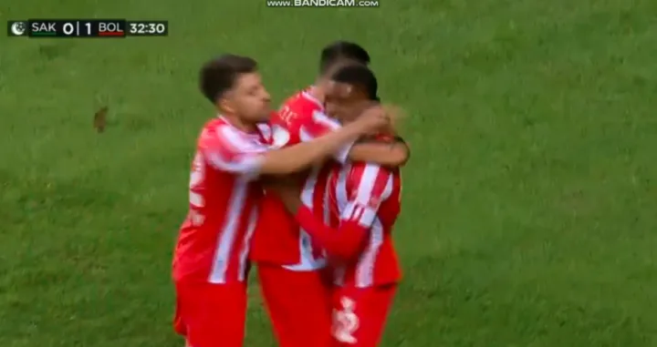 Avramovski slavi gol