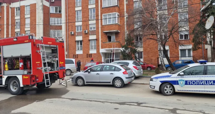 U požaru koji se dogodio u naselju Jalija u Novom Pazaru u Srbiji nastradalo je četvoro dece. Požar je, iz još neutvrđenih razloga, izbio jutros oko sedam sati (Davud Bihorac - Anadolu Agency)/�