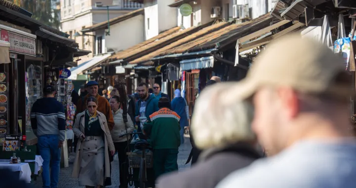 Sarajevo, šetnja, Baščaršija, lijepo vrijeme, novembar, sunčano vrijeme u novembru/Damir Deljo/Damir Deljo