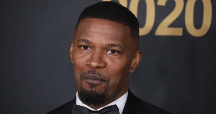 epa08239388 US actor Jamie Foxx arrives at the 51st NAACP Image Awards at the Pasadena Civic Auditorium in Pasadena, California, USA, 22 February, 2020. EPA/DAVID SWANSON/David Swanson