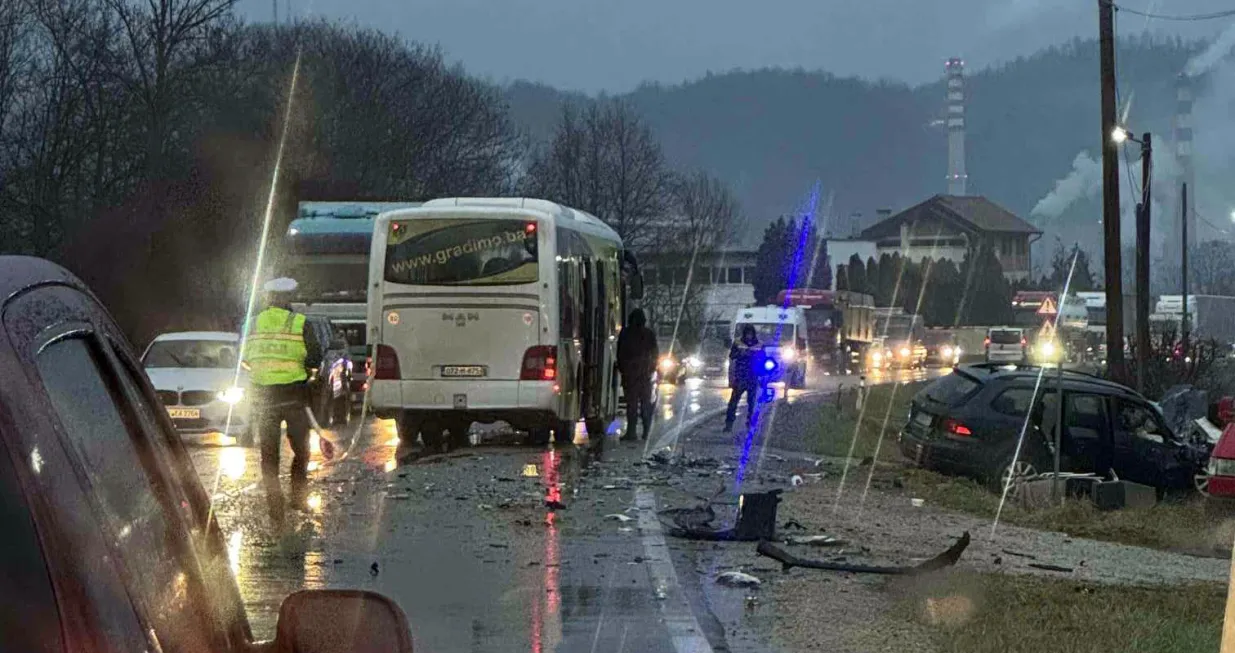 sudar autobusa i vozila kod maglaja/čitatelj