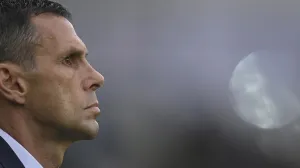 epa09992583 Greece's head coach Gustavo Poyet reacts during the UEFA Nations League soccer match between Northern Ireland and Greece at Windsor Park in Belfast, Northern Ireland, Britain, 02 June 2022. EPA/MARK MARLOW