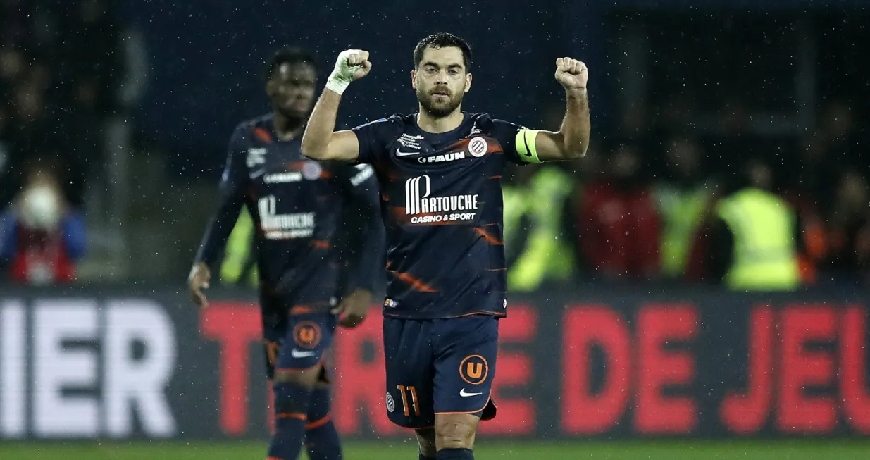 epa10386733 Teji Savanier of Montpellier HSC celebrates the 1-2 goal during the soccer Ligue 1 match between Montpellier HSC and Olympique Marseille, in Montpellier, France, 02 January 2023. EPA/Guillaume Horcajuelo