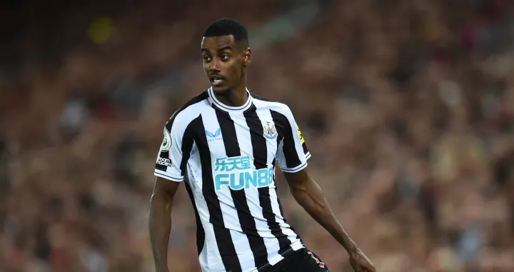 epa10150674 Newcastle's Alexander Isak in action during the English Premier League soccer match between Liverpool FC and Newcastle United in Liverpool, Britain, 31 August 2022. EPA/PETER POWELL EDITORIAL USE ONLY. No use with unauthorized audio, video, data, fixture lists, club/league logos or 'live' services. Online in-match use limited to 120 images, no video emulation. No use in betting, games or single club/league/player publications