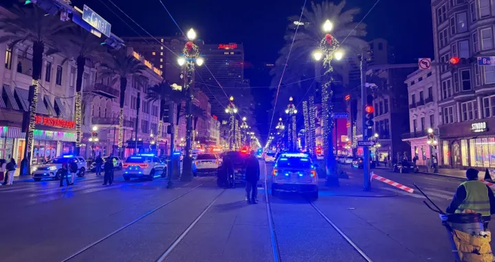Muškarac se autom zaletio u gomilu ljudi u New Orleansu, pa pucao na prolaznike/Wgno-tv (abc) New Orleans