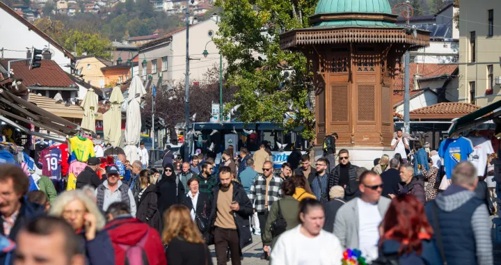 Sarajevo, šetnja, Baščaršija, lijepo vrijeme, novembar, sunčano vrijeme u novembru/Damir Deljo/Damir Deljo