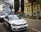 Policija ispred jedne od škola u Mostaru/