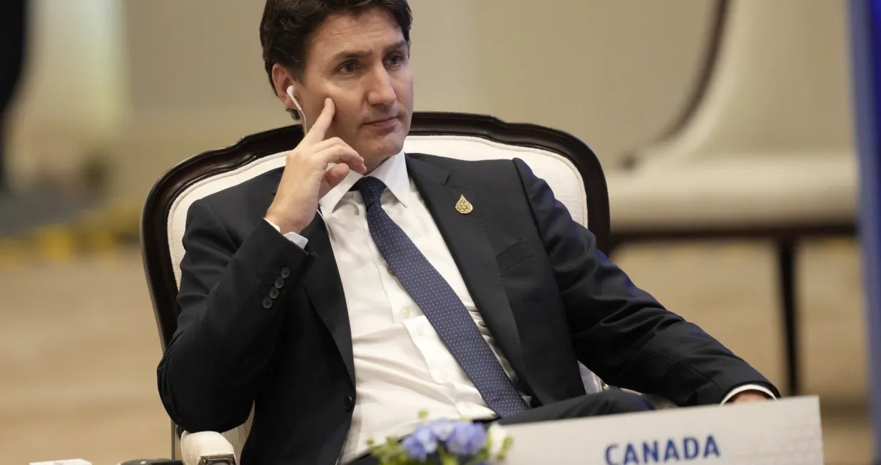 epa10312326 Canadian Prime Minister Justin Trudeau attends the APEC Leader's Dialogue with APEC Business Advisory Council during the Asia-Pacific Economic Cooperation APEC summit in Bangkok, Thailand, 18 November 2022. EPA/SAKCHAI LALIT/POOL/Sakchai Lalit/Pool