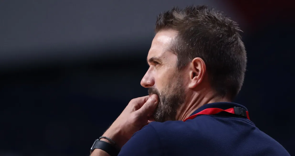 epa09403808 France head-coach Guillaume Gille reacts during the Men's Gold medal match between France and Denmark at the Handball events of the Tokyo 2020 Olympic Games at the Yoyogi National Gymnasium arena in Tokyo, Japan, 07 August 2021. EPA/TATYANA ZENKOVICH