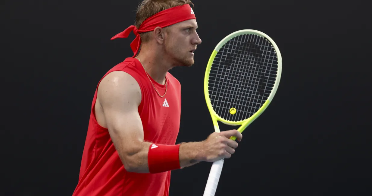 (250113) -- MELBOURNE, Jan. 13, 2025 (Xinhua) -- Davidovich Fokina of Spain celebrates during the men's singles 1st round match between Shang Juncheng of China and Davidovich Fokina of Spain at Australian Open tennis tournament in Melbourne, Australia, Jan. 13, 2025. (Xinhua/Ma Ping) Photo: Ma Ping/XINHUA