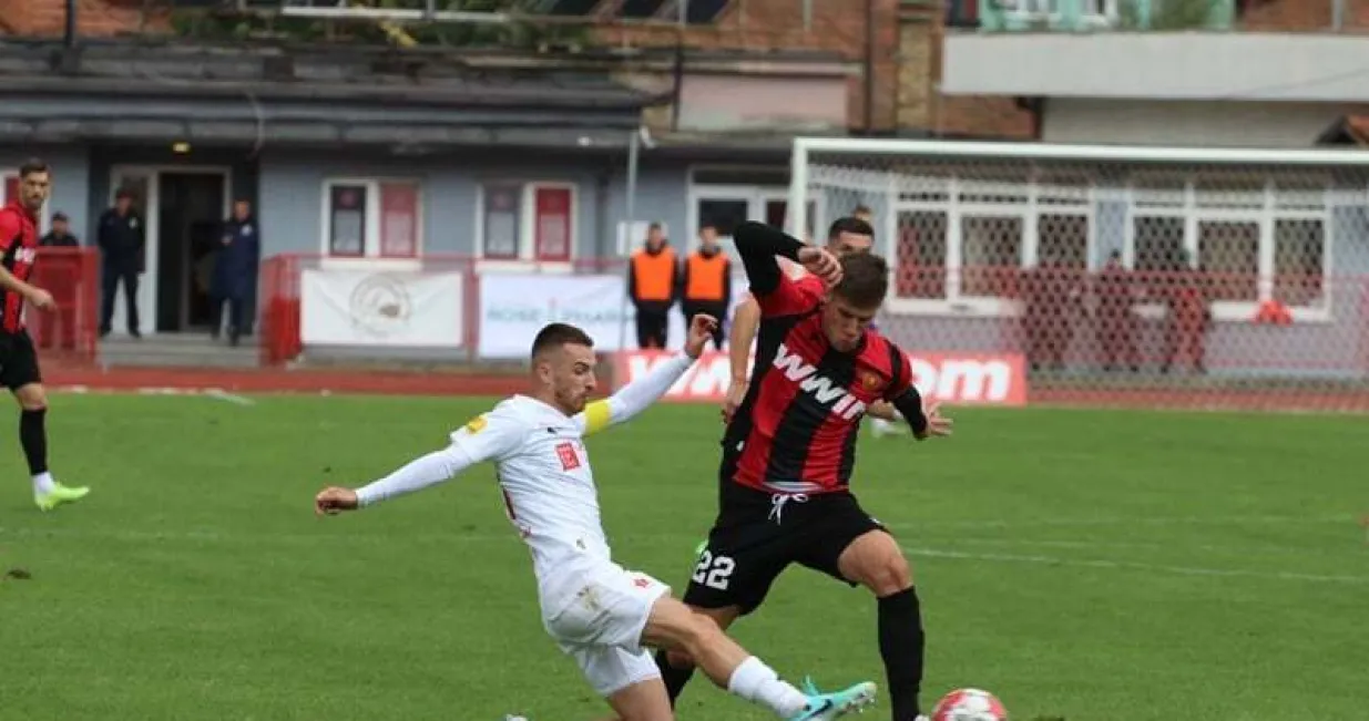 FK Sloboda - FK VeležAldin HrvanovićEdo Vehabović